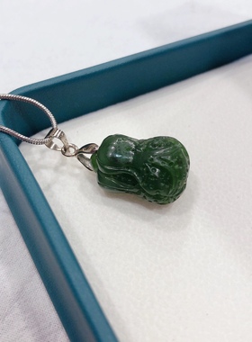 D583#天然和田玉老坑碧玉精工雕刻白菜百财吊坠20.5*14mm重6.51克