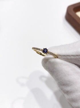 G74# S925银镀金无烧蓝宝石戒指 尾戒 3mm