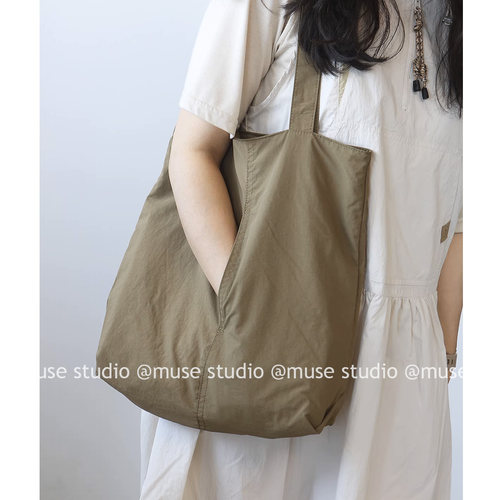 日系无印风超轻大容量尼龙布