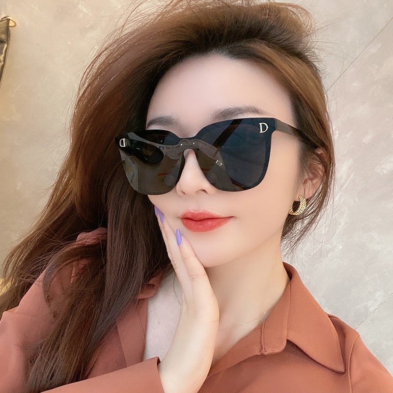D家太阳镜女士防紫外线开车大脸显瘦墨镜女款高级感2026新款眼镜