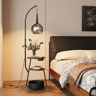 新款 轻奢落地灯客厅沙发边几置物架一体中古风卧室床头柜台灯 意式