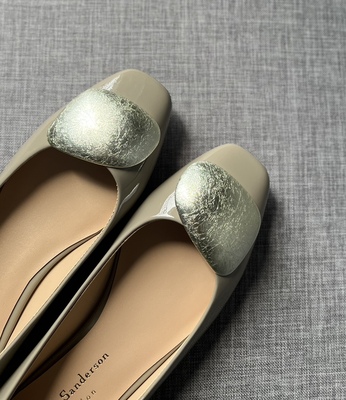 Rupert Sanderson灰色漆皮2.5CM银跟粗跟低跟方头银扣单鞋女鞋