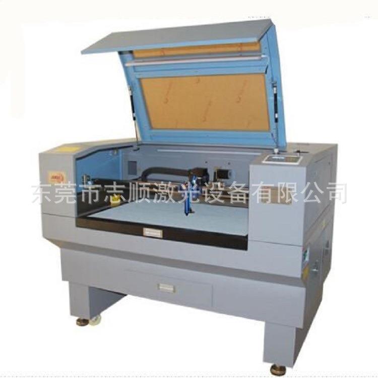 圆柱体玻璃陶瓷笔筒杯子等带有旋转升降激光雕刻机厂家销售