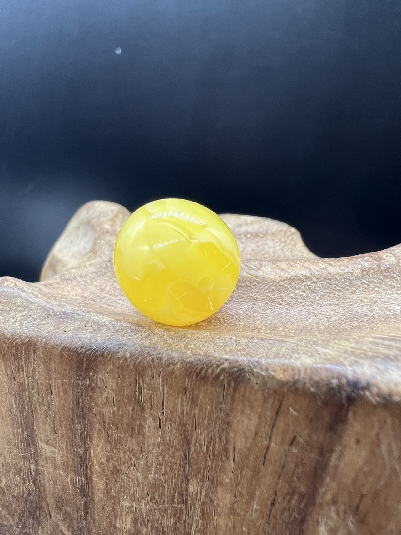 二代蜜蜡老型顶珠腰珠，文玩配饰，百香星月佛手金刚猴头顶珠腰珠