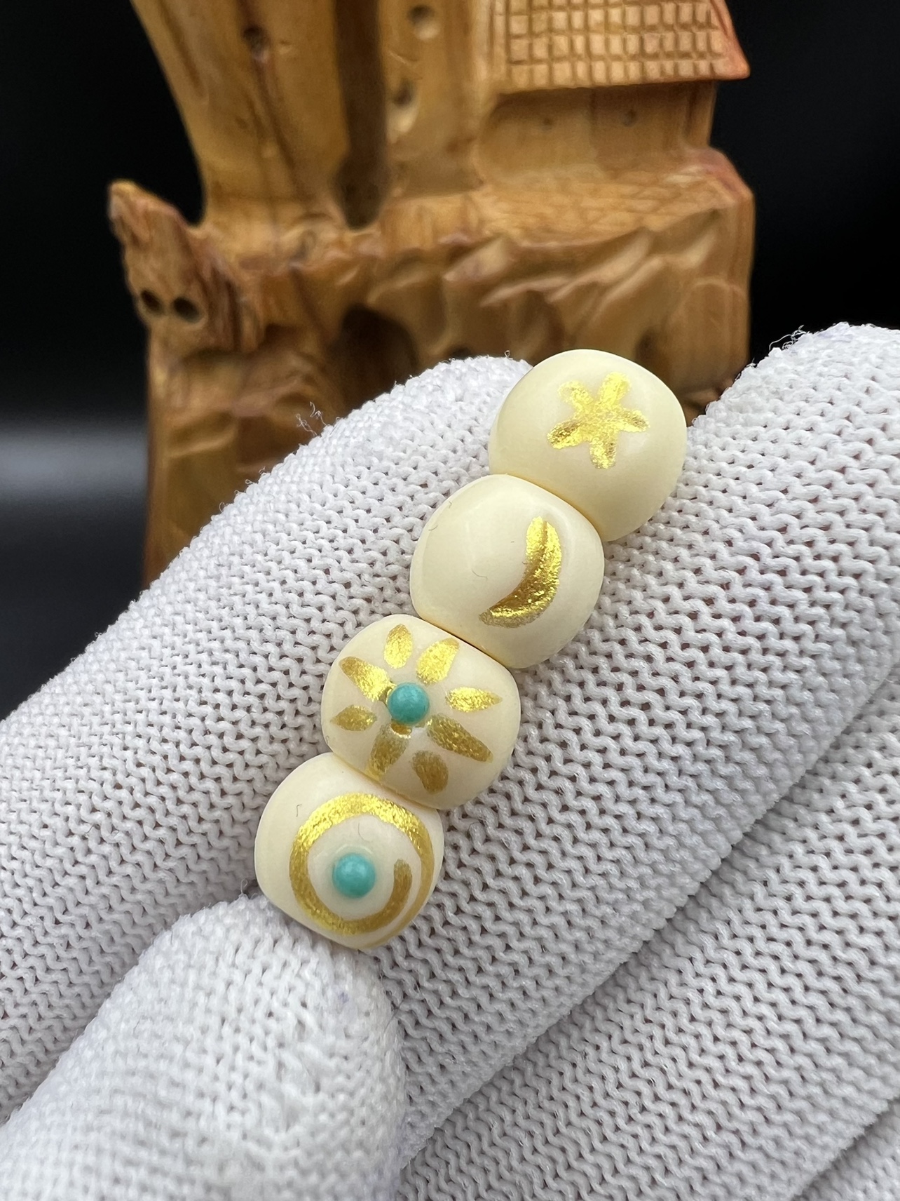 天然象牙果日月星辰老型顶珠腰珠，文玩配饰，百香星月佛手金刚猴