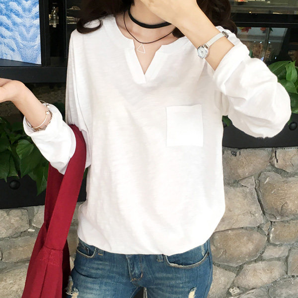 韩国东大门进口长袖t恤秋装女装韩版全棉宽松v领外穿秋冬打底衫潮