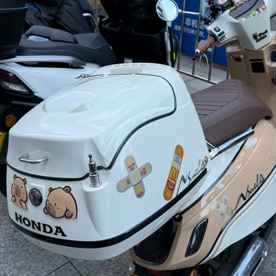 适用于25款本田NS125LA麦当劳创可贴装饰贴纸尾箱卡皮巴拉立体贴