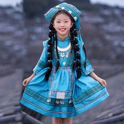 广西壮族三月三民族服装儿童