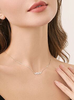 尚美伯爵尚美伯爵网红同款酷小众设计莫桑石项链女满天星纯银锁骨