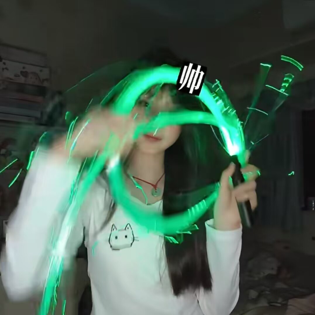 发光玩具七彩变幻炫酷装备七彩发光鞭子创意礼物炫酷风格表演道具