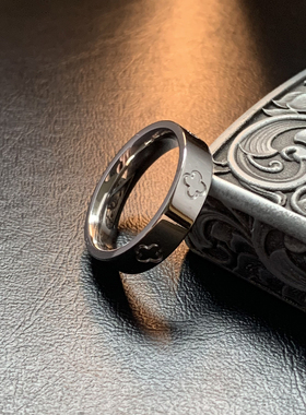 云瑶十字-银色高级钛钢尾戒女生