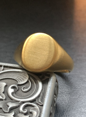 勋章-金色教父徽章尾戒男显手长