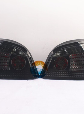 适配宝马E60 525 520 530 535 528LI改装尾灯 熏黑尾灯 LED尾灯