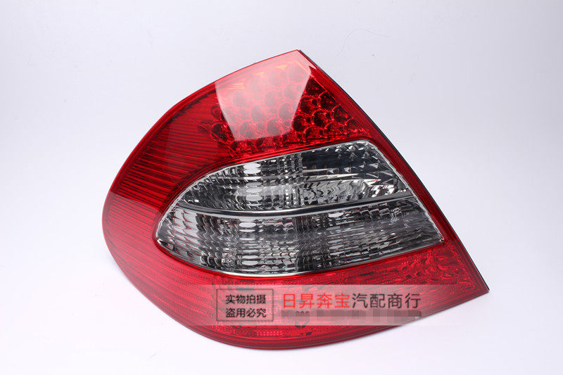 适配奔驰E级 W211 E200 E240 E260 E300 E220E280LED后尾灯刹车灯
