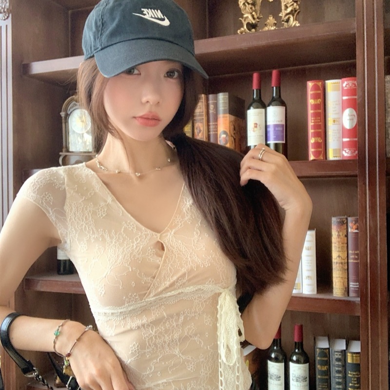 Work 32day 新款法式飘带蕾丝小衫夏季蕾丝百搭气质休闲T恤