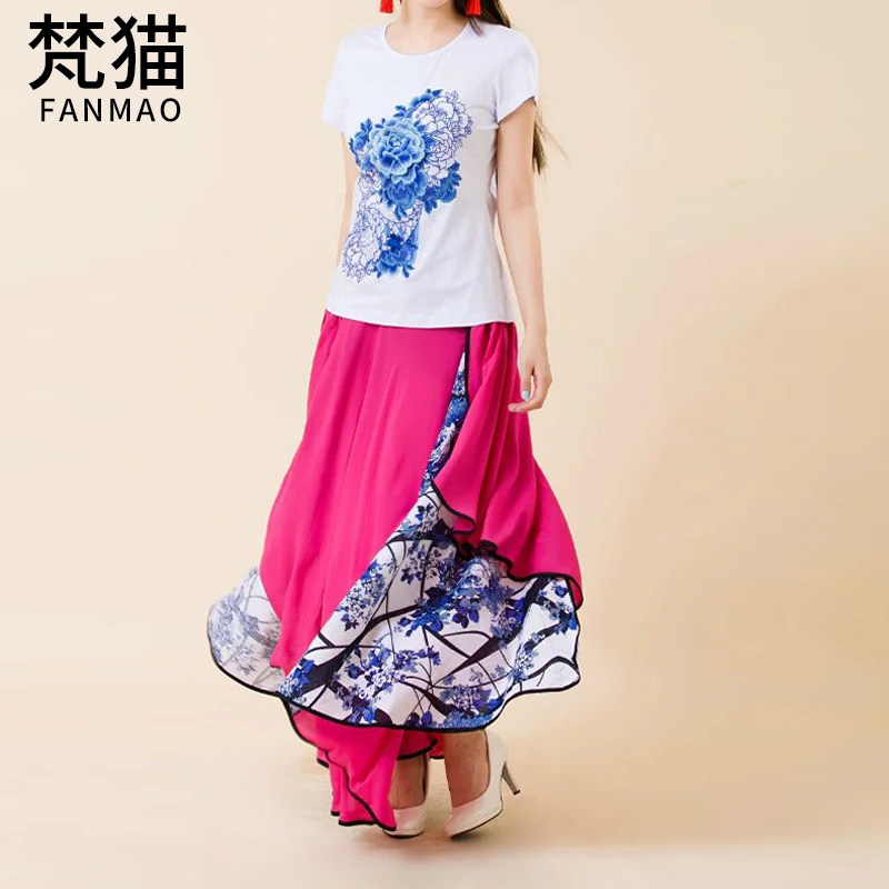 梵猫品牌大码民族风女套装2025年春夏装刺绣牡丹短袖T恤时尚长裙