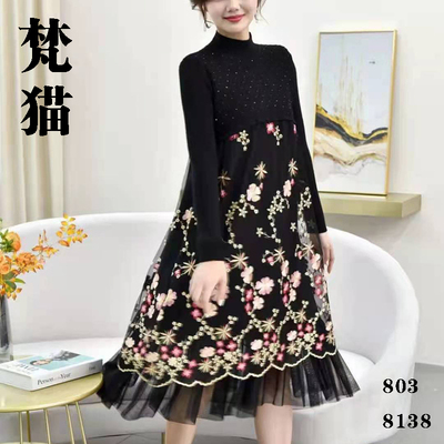 秋装假两件毛衣裙春秋2021年新款女装中年妈妈黑色针织连衣裙外穿