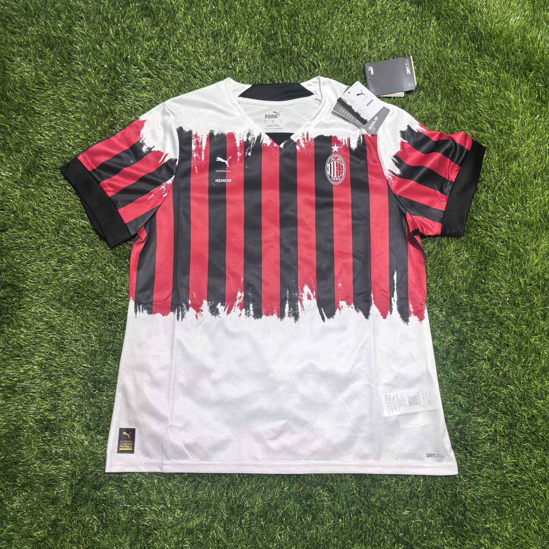 PUMA AC米兰 NEMEN 联名款2122第三客场女款球衣足球服 769399-02