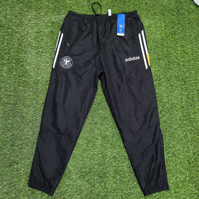 Adidas 三叶草 德国 1996复刻复古休闲裤足球运动训练裤 IT7750