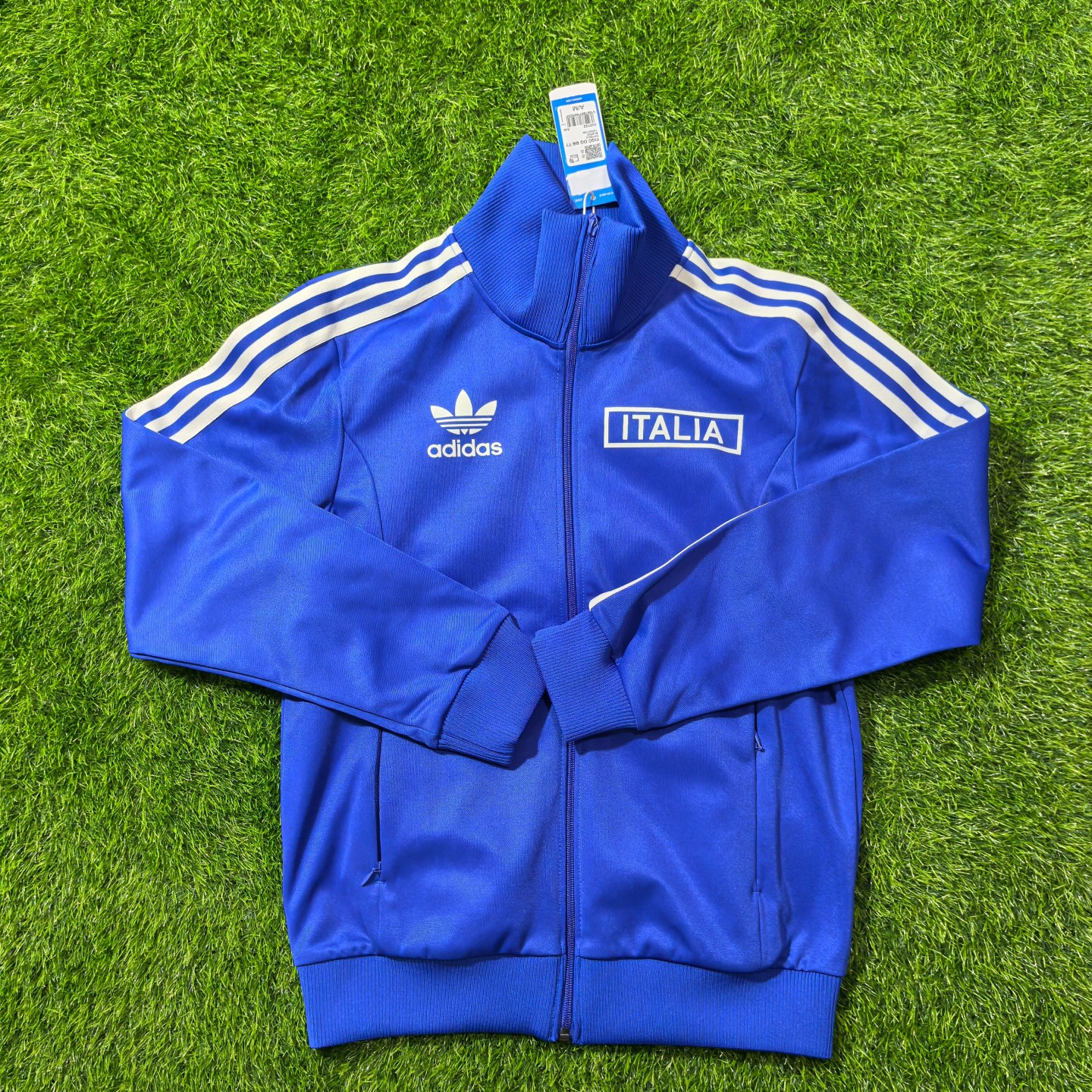 Adidas 意大利国家队欧洲杯运动休闲足球复古外套夹克 iu2122