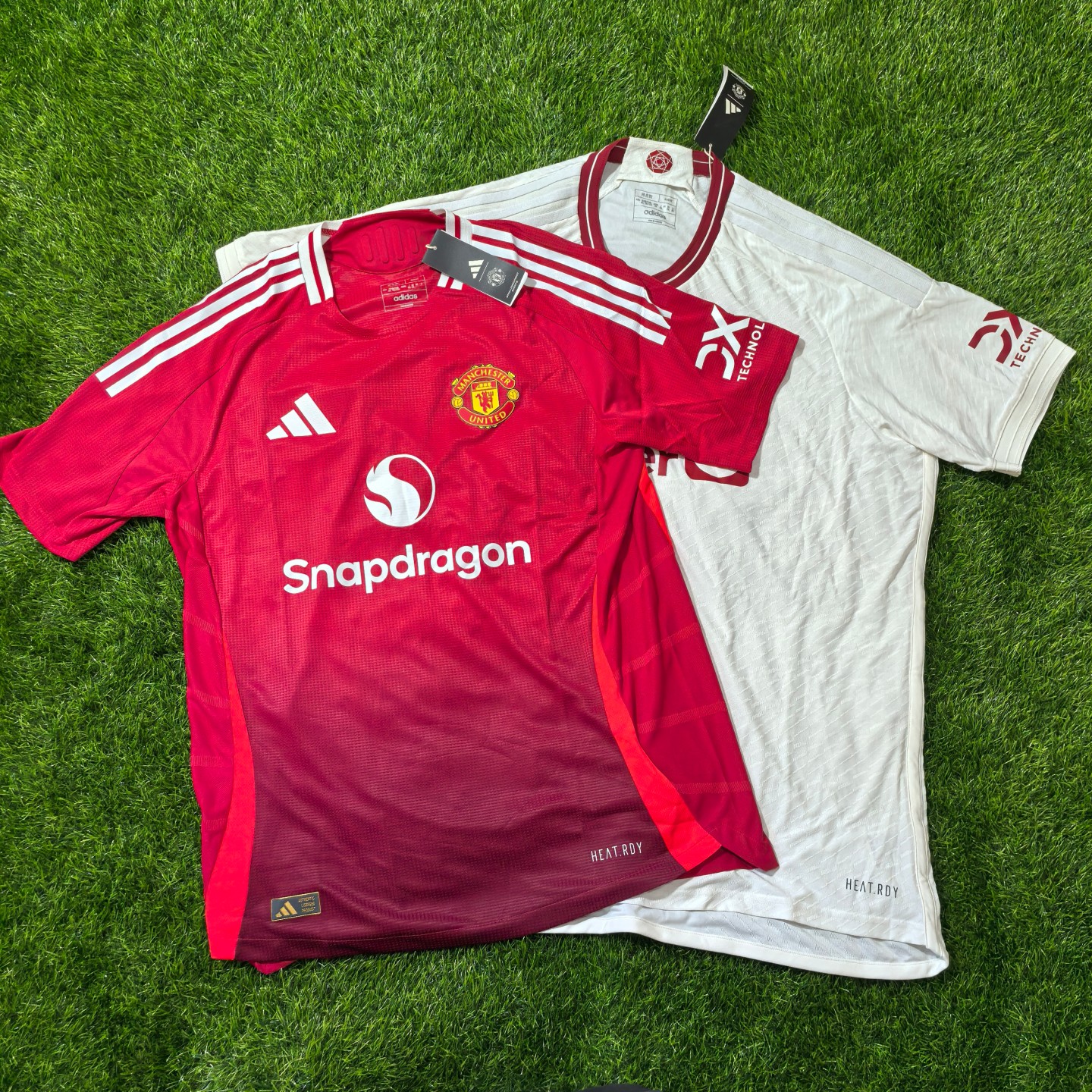 Adidas 曼联 2425主场客场球员版短袖球衣足球服 jf1291 ip1742