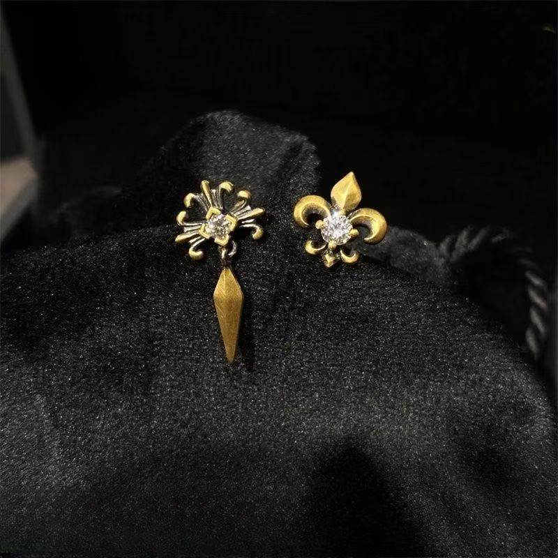 新款高品质现货鸢尾花耳钉新中式简约百搭同款潮流时尚气质耳饰女,饰品/流行首饰/时尚饰品新,耳钉,淘宝优惠券,粉丝福利购,淘宝优惠卷