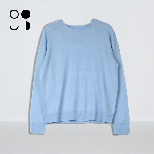 未知未觉2025冬新品绵羊毛慵懒风圆领宽松长袖针织衫女W441M24069