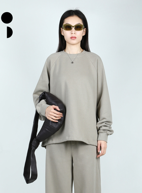 未知未觉慵懒风简约百搭重磅圆领套头宽松长袖卫衣女W433V29510