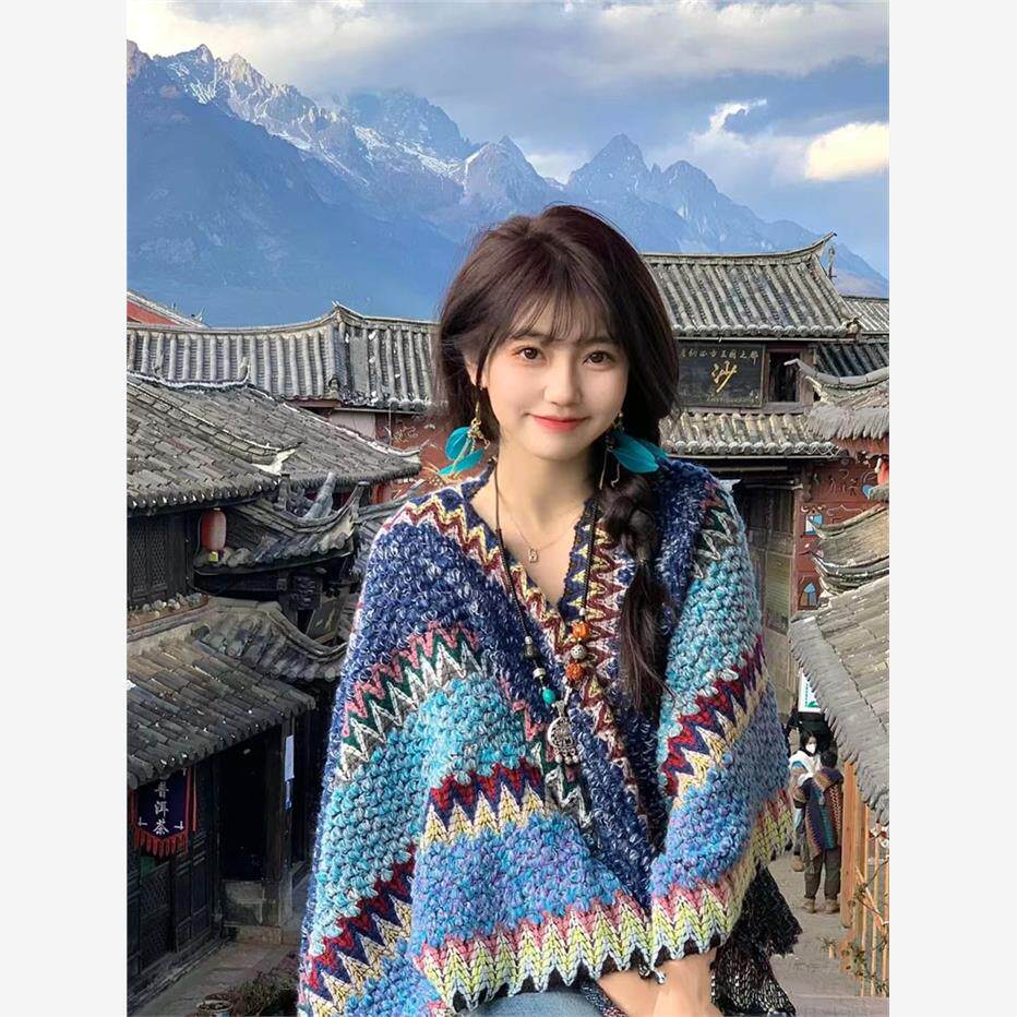 云南特色披肩妇女民族风格丽江大理旅游摄影角角外时尚围巾