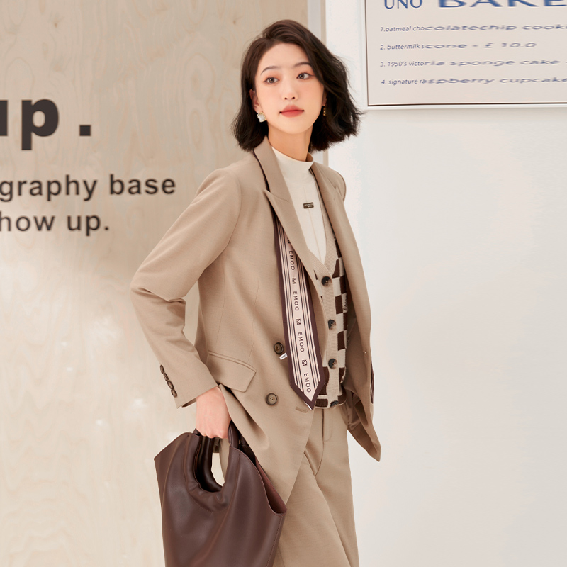 长袖女装EMOO杨门戗驳领通勤