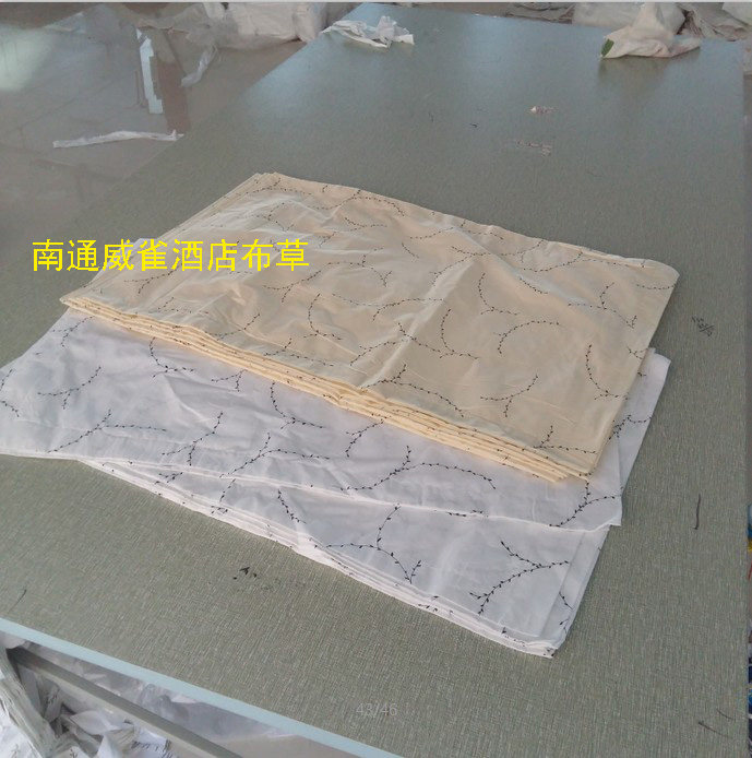 酒店宾馆旅馆医院养老院年公寓枕套床上用品纯涤棉柳条花白色全棉