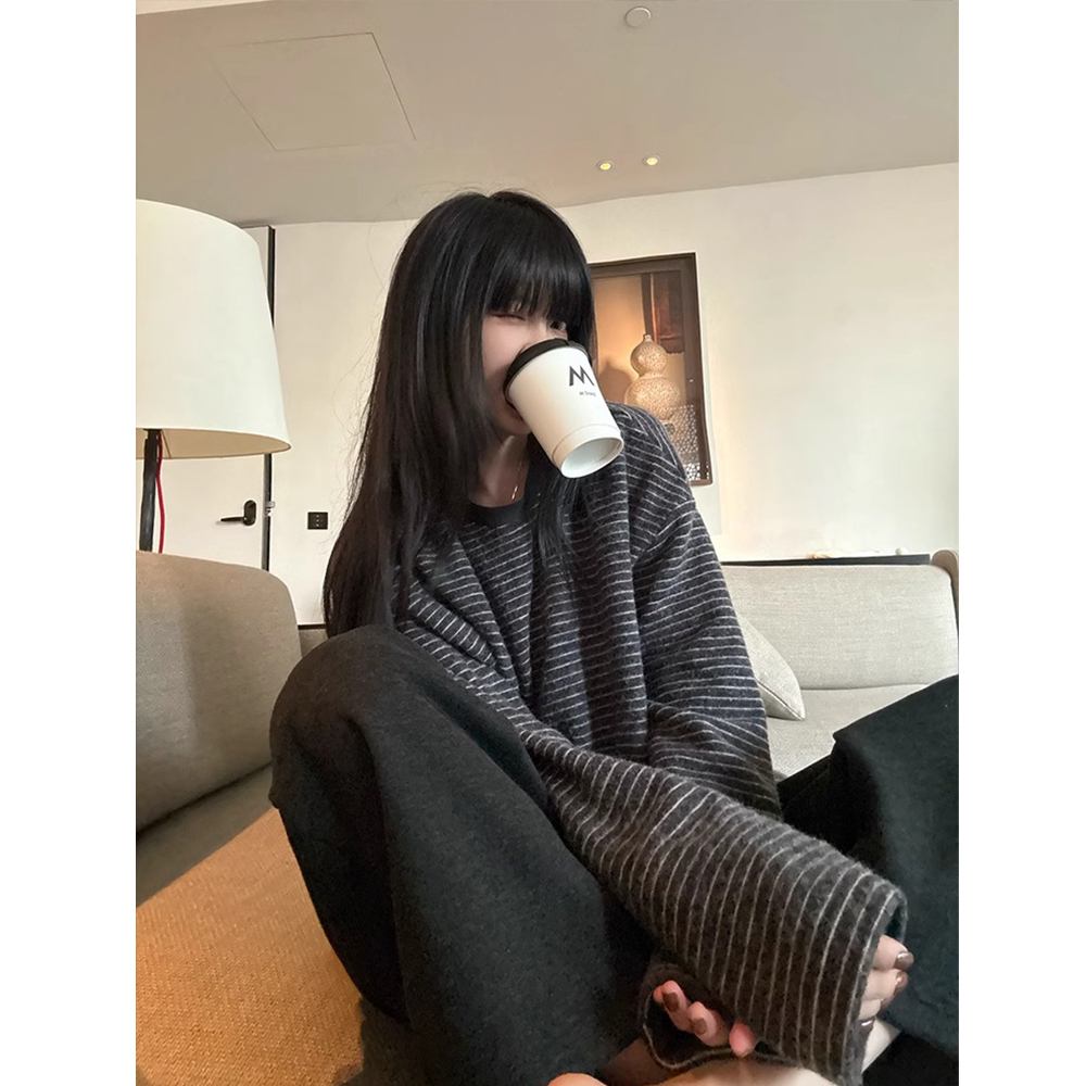 穿搭慵懒绒绒加厚条纹长袖T恤