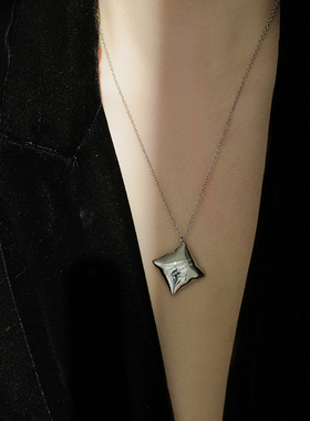 系列黄铜实心抱枕男女款项链