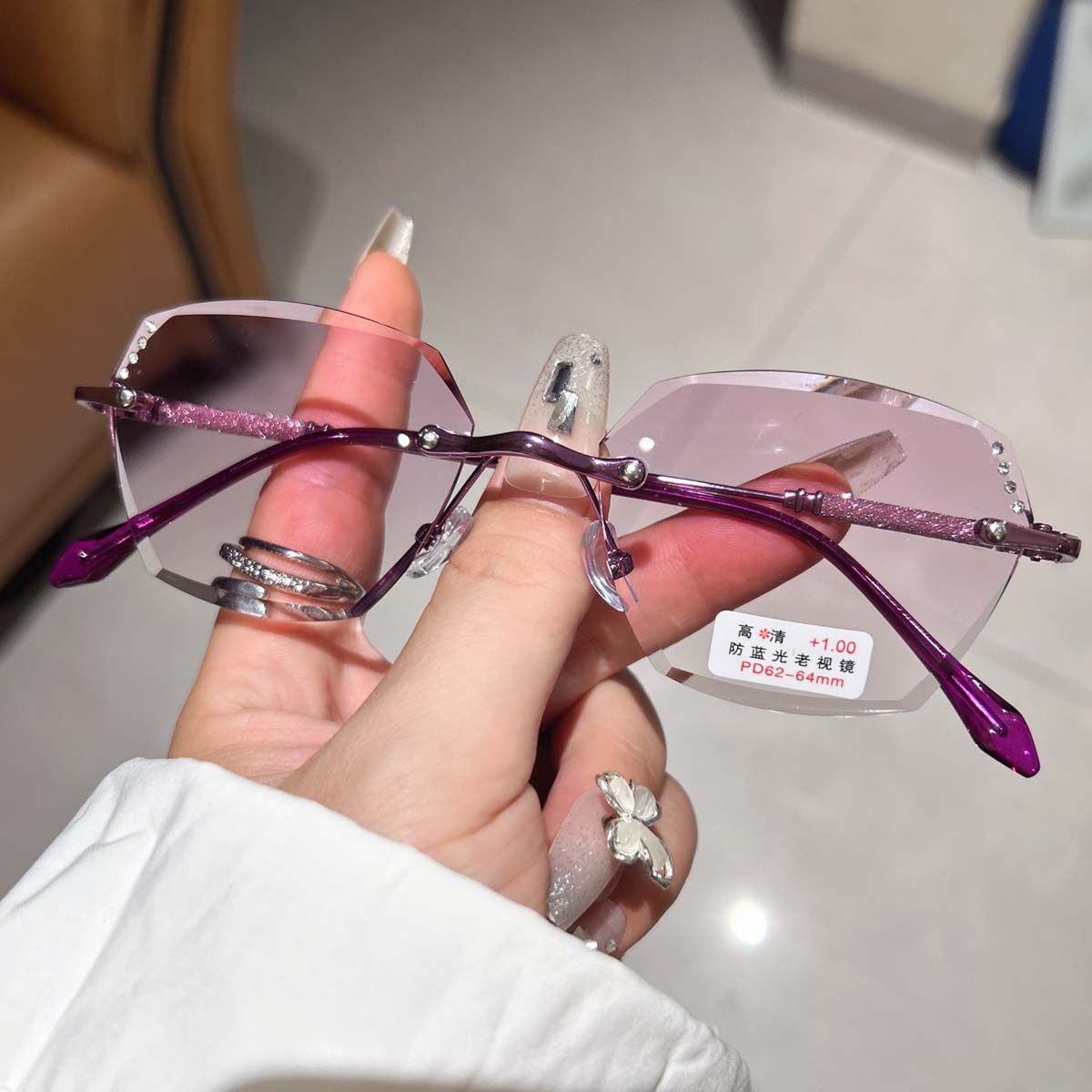 新款钻石切边时尚气质女无框减龄防蓝光辐射中老年老花镜镶钻高清