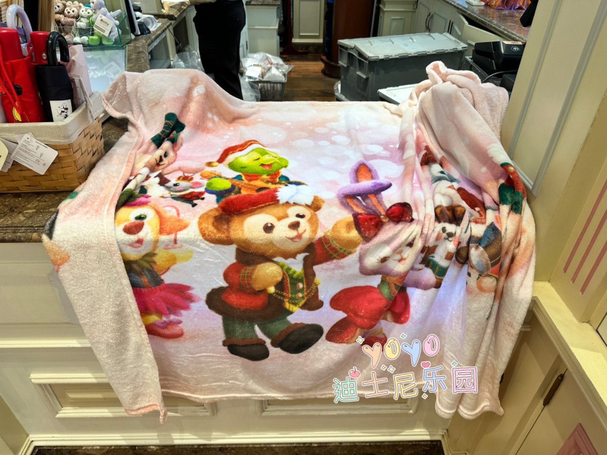 香港迪士尼乐园 2024圣诞节达菲熊雪莉玫饼饼卡通毛毯 被子,模玩/动漫/周边/娃圈三坑/桌游,动漫毛绒/抱枕/坐垫,淘宝优惠券,粉丝福利购,淘宝优惠卷