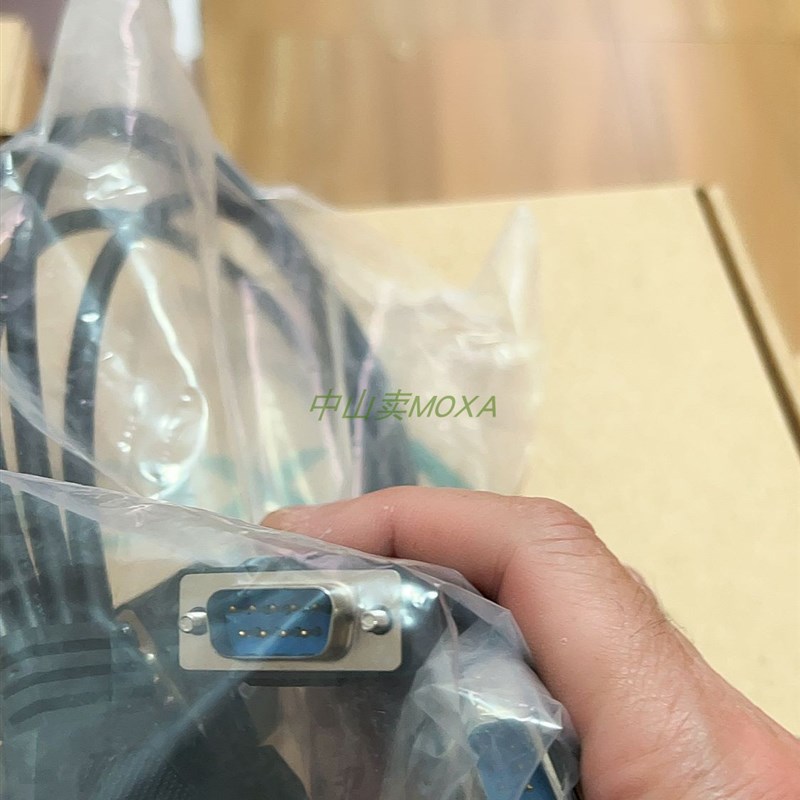 moxa摩莎 cp-104ul 134u 线B材 db44-db9 一拖四串口线50公分长