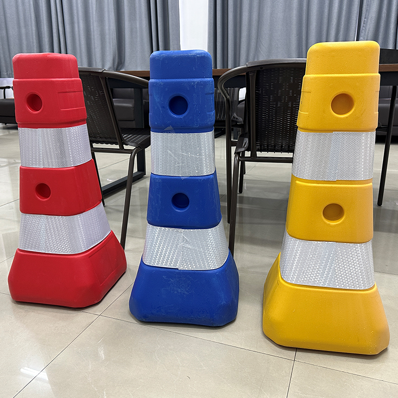 工程施工隔离高速公路道路马路分流滚塑防撞桶R塑料水马注水隔离