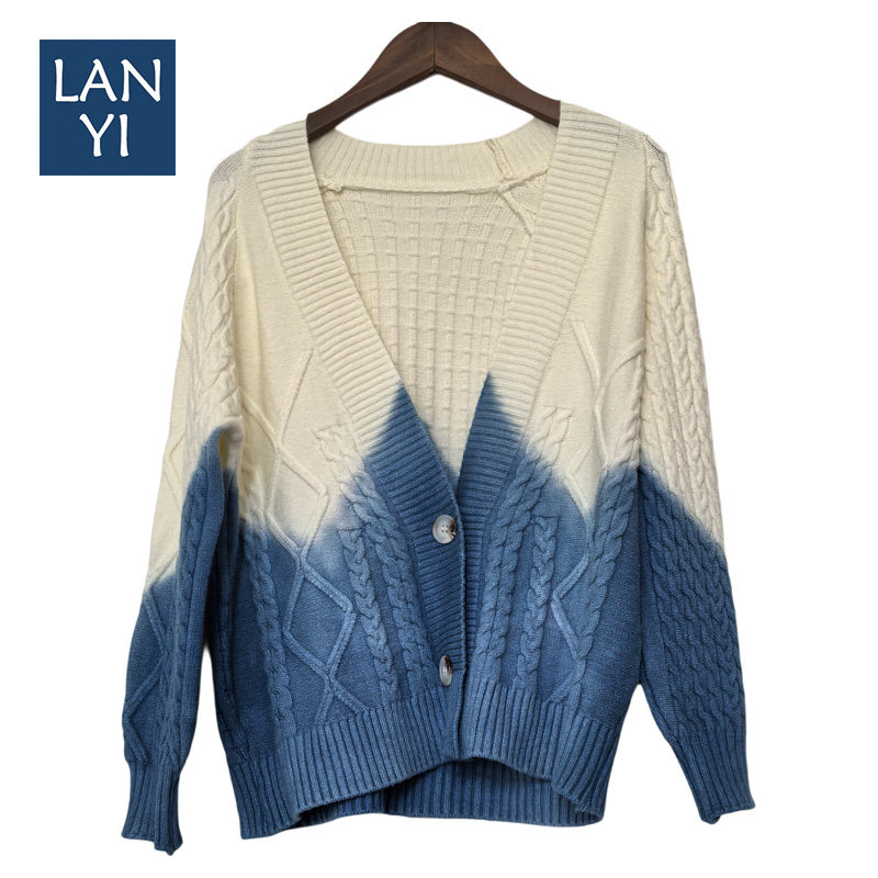 蓝染渐变毛衣云南大理白族手工扎染衣服毛针织衫女开衫草木染外套