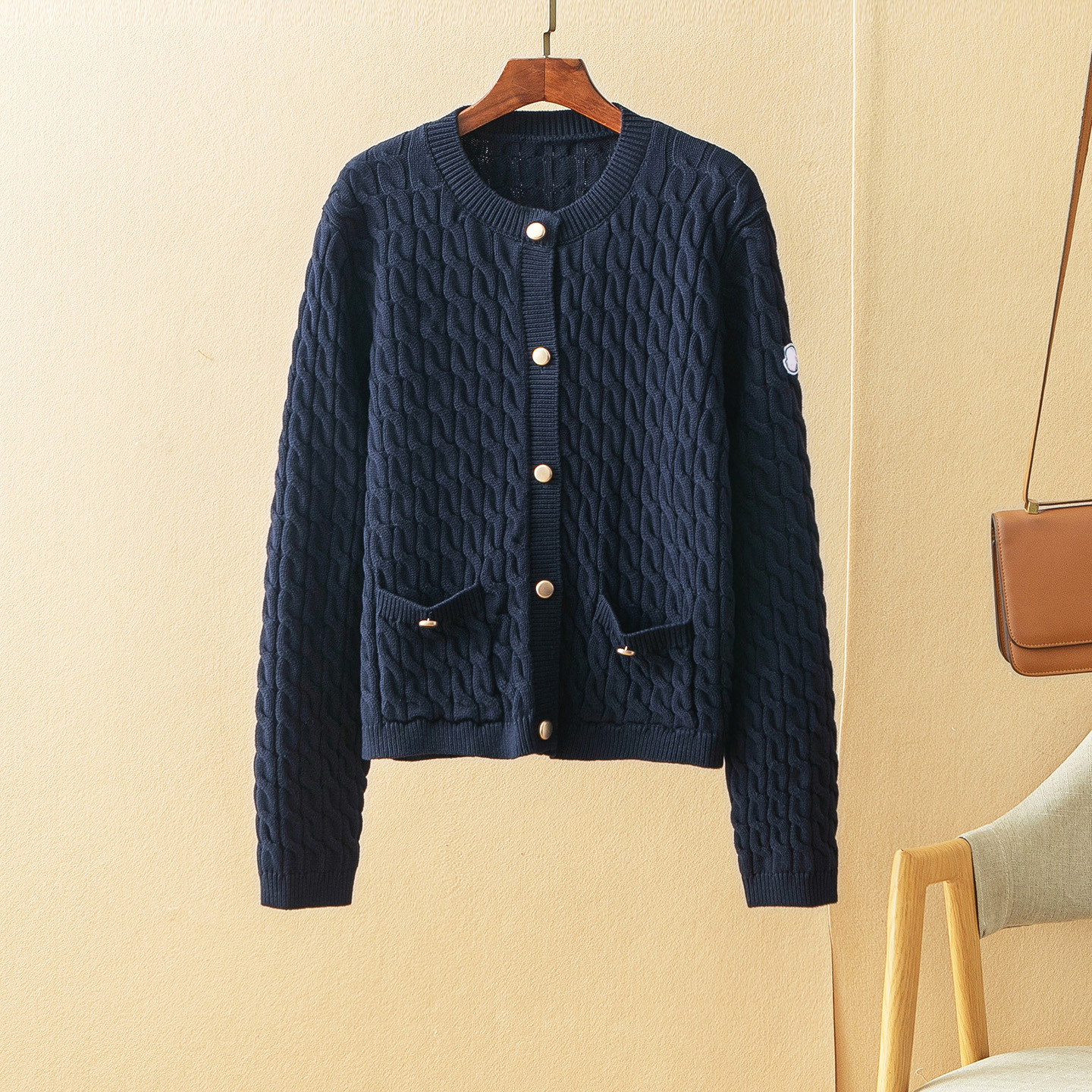 蛮文 法单 不一般 知性老钱风 绞花短款重磅针织棉藏青开衫 59205