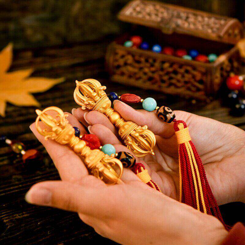 黄铜镀金手持九股金刚杵五股金刚杵宝杵摆件随身把玩饰品手把件