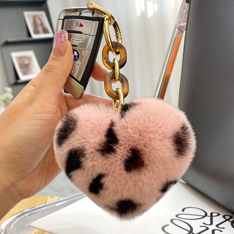 KOREAN INS CUTE OTTER RABBIT PLUSH POMPOM HEART SHAPED CAR KEYCHAIN PENDANT PERSONALITY CREATIVE BAG PENDANT GIFT WOMEN