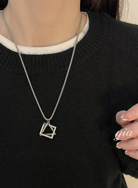 耳朵故事男女同款几何设计项链