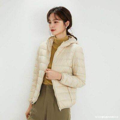 2025年秋冬90白鸭绒轻薄羽绒服女短款带帽女款加大码超薄款型外套
