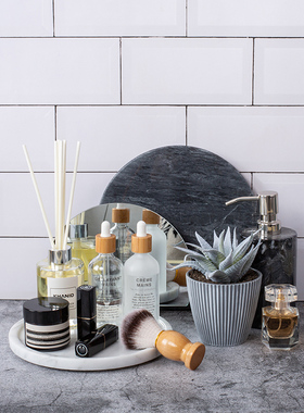 轻奢卫生间样板间软装饰品摆件