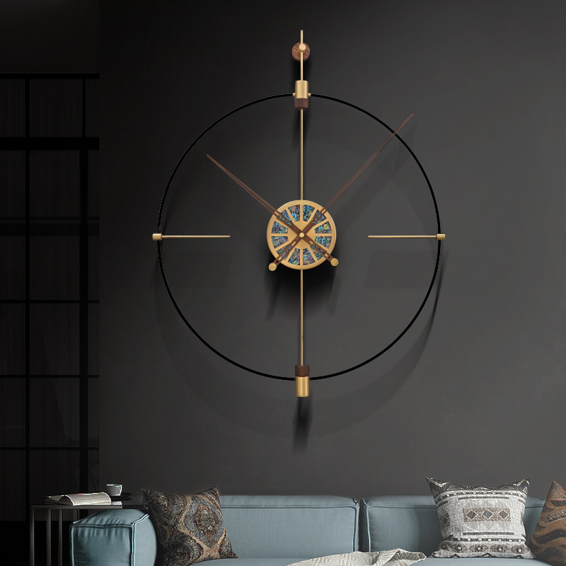 西班牙极简挂钟餐厅风客厅2023新款艺术钟表现代简约装饰挂墙时钟