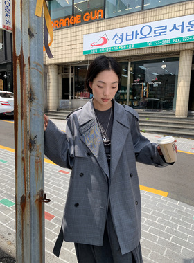 NEIHE内赫2026春季新款中款格纹设计不对称领风衣外套女格子上衣