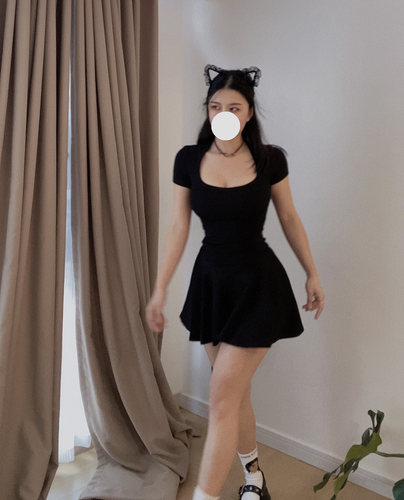 辣妹超短裙棉纯色u领修身