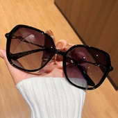 时尚 大框太阳镜女黑色渐变色偏光防紫外线显脸小高级感墨镜防晒