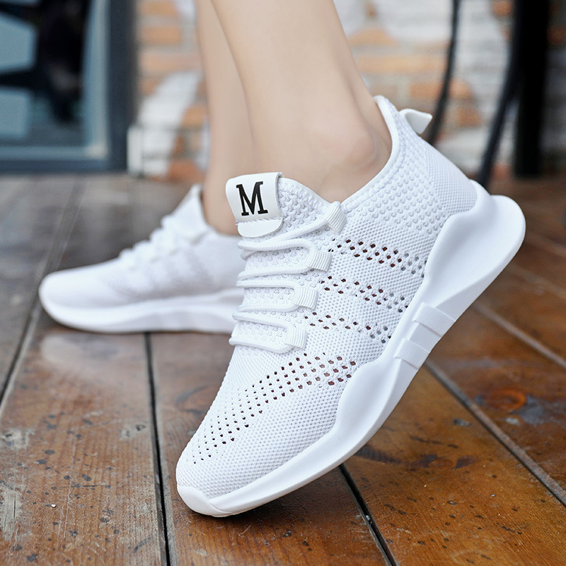 舞蹈鞋女夏季平底广场舞鞋软底休闲鬼步舞专用鞋透气曳步舞跳舞