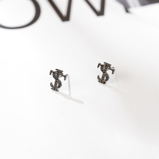 欧美轻奢嘻哈stk黑色满钻耳钉男女同款街头复古ins耳饰